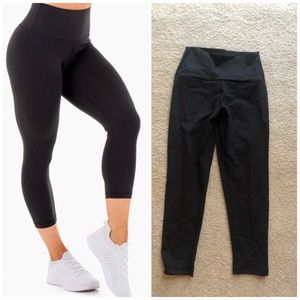 Ryderwear butt scrunch leggings Capri length